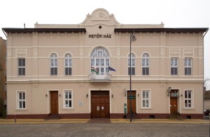 Petőfiház (600 x 392)
